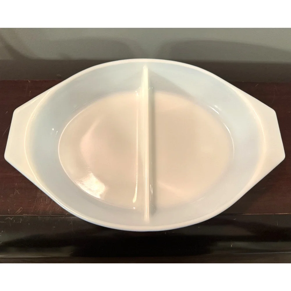 Pyrex Blue Oval Divided Casserole Dish 1.5 Qt With Clear Lid USA Vintage